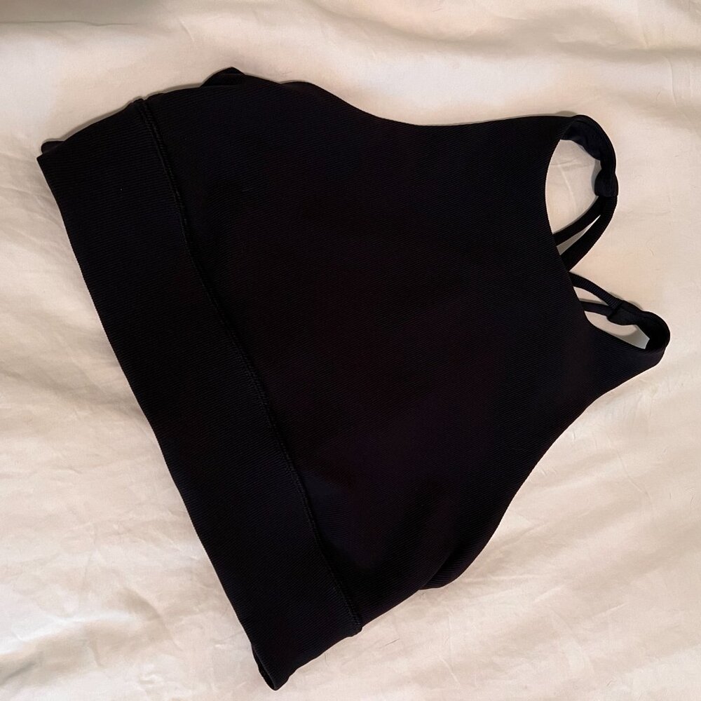 Lululemon Energy High-Neck Longline Ribbed Bra *Medium Support, B–D Cups